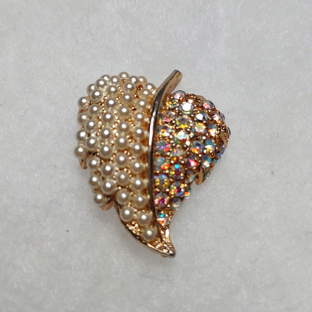 Pearl & AB Crystals Vintage Leaf Brooch